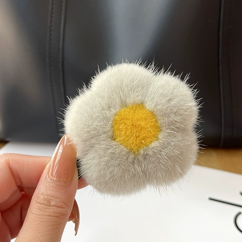 Милая заколка для волос в форме цветка, брендовые шпильки для волос, аксессуар для волос, в цветочек, плюшевая, популярно в интернете