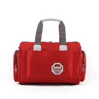 Красные бретели, чемодан