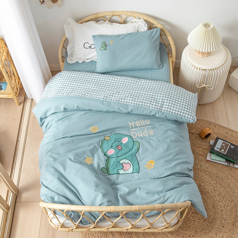 Kindergarten quilt three-piece set pure cotton children's quilt cover baby entering the kindergarten bedding newborn nap bedding six-piece set