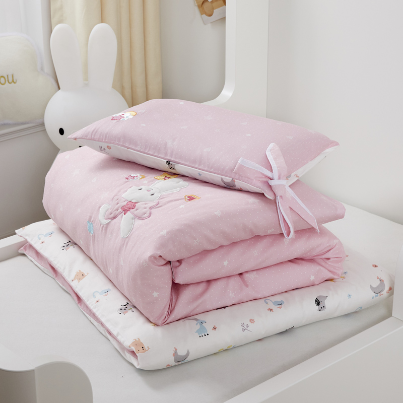 Class A 60s satin children's kindergarten quilt three-piece cotton quilt Baby nap bed into the garden Six-piece set