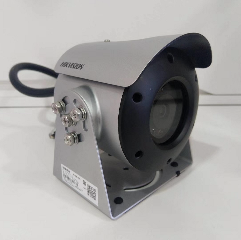 Original Hikvision explosion-proof camera 200 4 million POE surveillance camera DS-2XE3026FWD-I