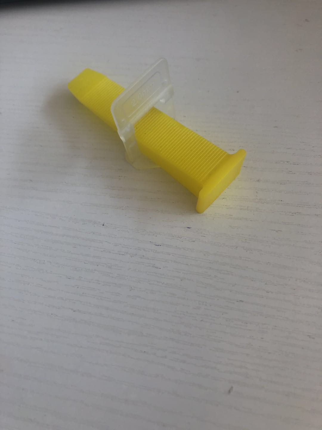 Paving tile leveler positioning leveler cross leaving seam kava worker tiling auxiliary tool white