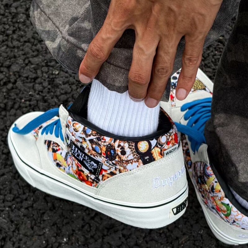 Trendy Brand Three-Party Collaboration Half Cab Full-Print Graffiti Mid-Top Unisex American Street Retro Skate Shoes Trendy Brand Three-Party Collaboration Half Cab Full-Print Graffiti Mid-Top Unisex American Street Retro Skate Shoes
