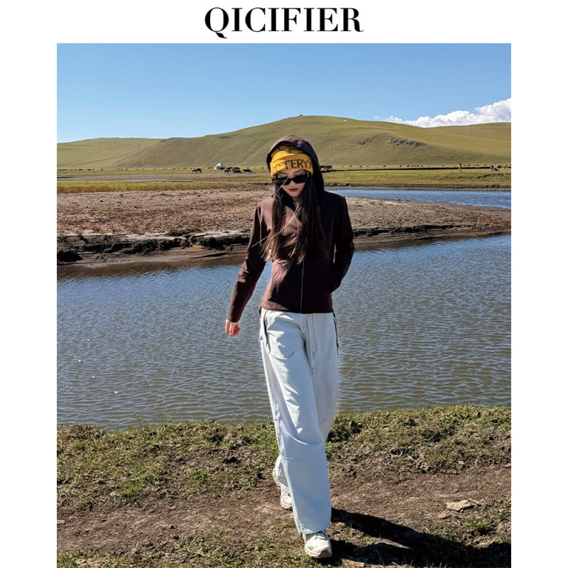 【Qicifier】'Hooded Soft Shell' Fleece-Lined, Water-Repellent, Slimming, Versatile Outdoor Sports Jacket 5364
