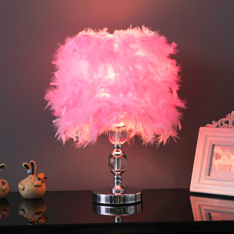 Feather Table Lamp Mesh Red Ins Teen Bedroom Bed Headlights Nordic Creative Romantic Brief Modern Little Nightlight Cozy