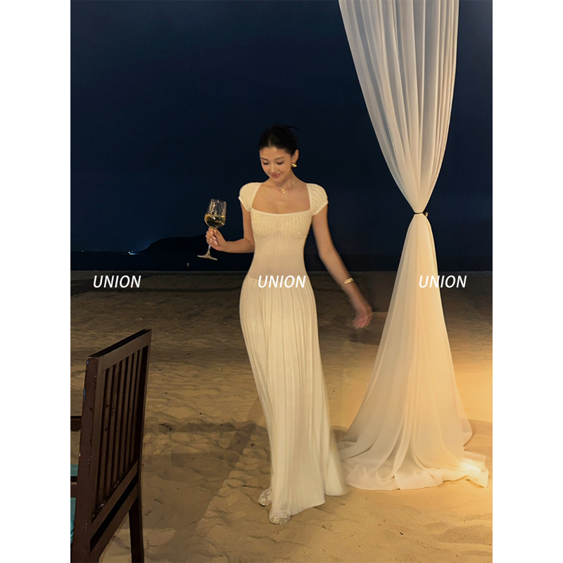 Union Officially Authorized Nonetone 26 Spring/Summer Beaded Viscose Nylon Knitted Pleated Dress