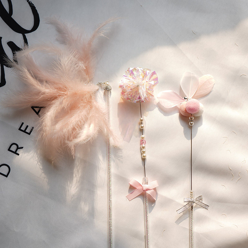 Teasing the cat Cat Toy Ball Little Cat Infant Cat bell Cat Cat Feather Fairy Teasing Cat Baseball God Instrumental Kitty cat Pet Supplies