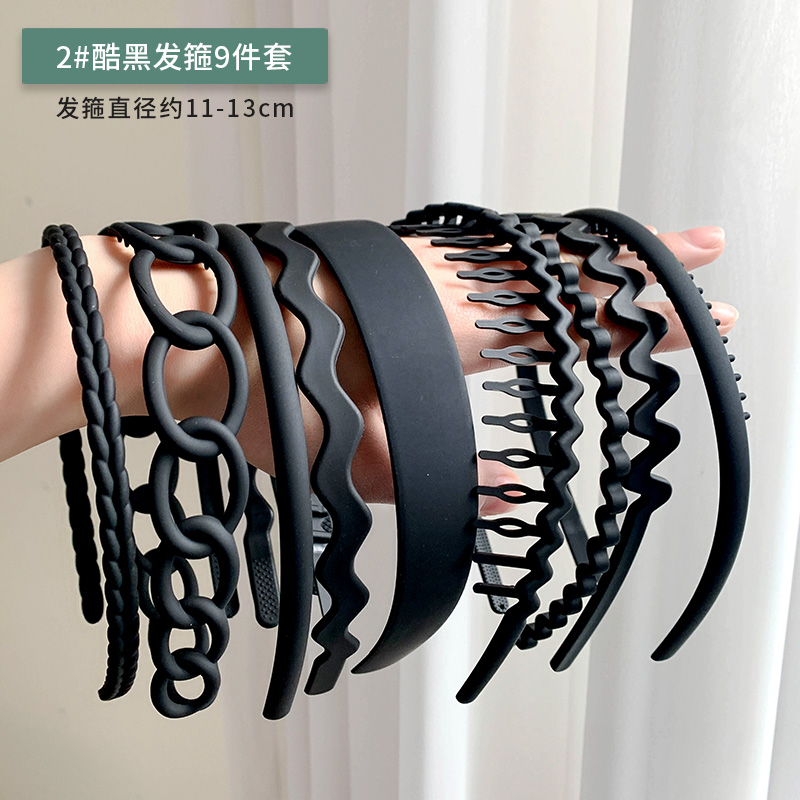 images 0:Smolted black hair hoop In summer, wear a hair card and shredded hair to organize the artifact with tooth pressing hair and decorate the face hoop