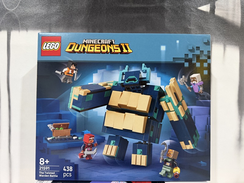Lego 21591 Minecraft Twisted Sound Guardian Battle Educational Building Toy Gift Lego 21591 Minecraft Twisted Sound Guardian Battle Educational Building Toy Gift