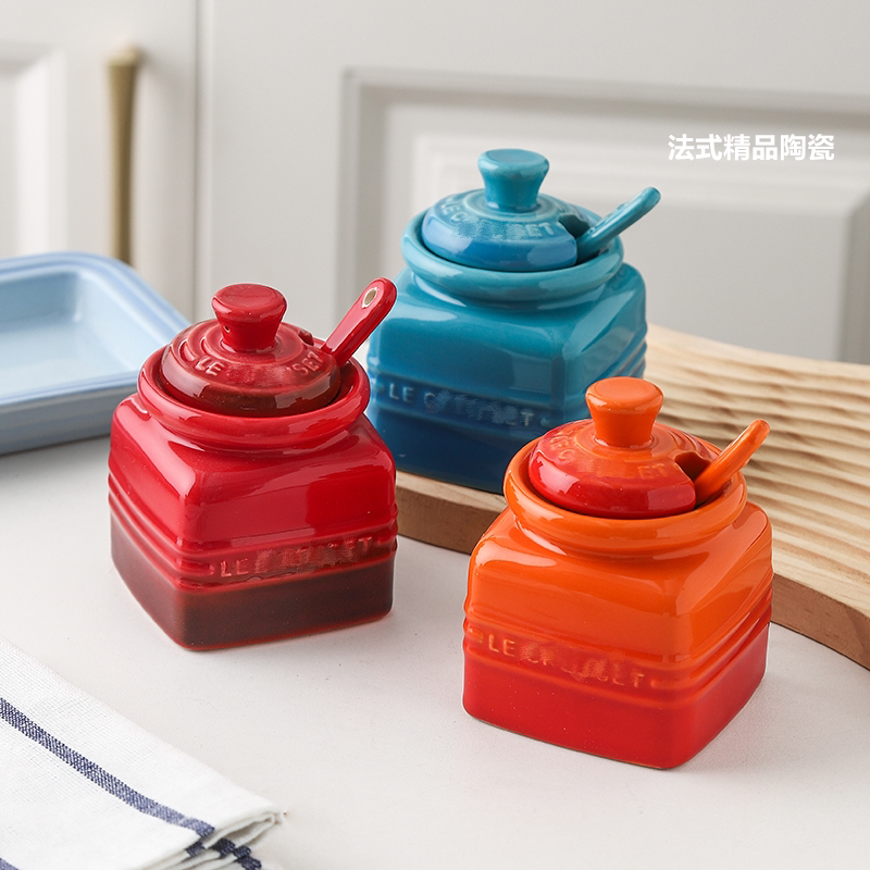 French Lc Cool-Colored Ceramic Seasoning Jar Set for Home Use with Spoon, Seasoning Jar, Salt and Msg Dispensing Bottle, Honey Jar