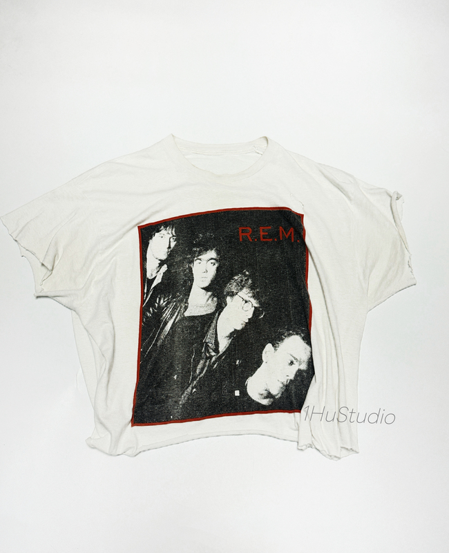 Vintage 1989 R.E.M Gwp White T-Shirt, Often Worn by Bieber, Cylindrical Fabric, Unisex