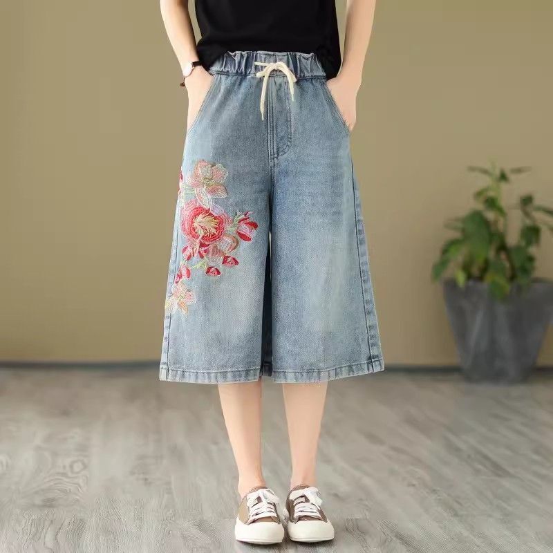 Vintage Embroidered Floral Denim Culottes Wide-Leg Pants Three-Quarter Length Plus Size Spring and Summer Ethnic Style Elastic Waist Loose Thin Mid-Length Pants Vintage Embroidered Floral Denim Culottes Wide-Leg Pants Three-Quarter Length Plus Size Spring and Summer Ethnic Style Elastic Waist Loose Thin Mid-Length Pants