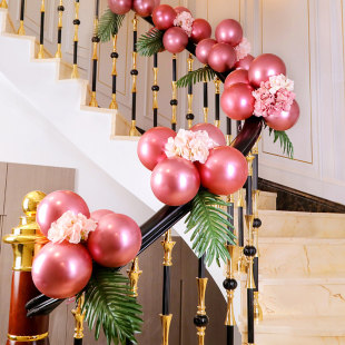 Wedding stairwell layout wedding veil escalator decoration balloon net gauze wedding room handrail pull flower rural villa