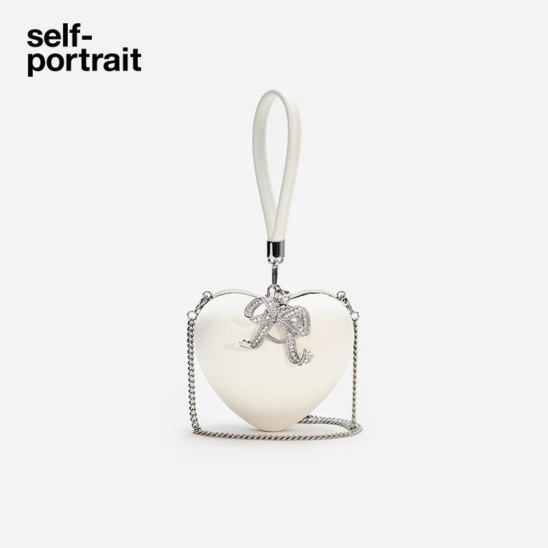 [Gift] Self-Portrait Spring and Summer Ivory White Heart-Shaped Satin Chain Clutch Bag