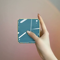 Бабушка Грей [Mini Mirror Digital Screen Commendation 4 Line] Стандартное издание