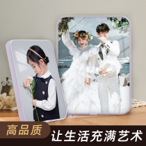 Photo frames and tables are custom-made into crystal wedding photos wall-mounted washed photo-printed and photo albums are made and customized.