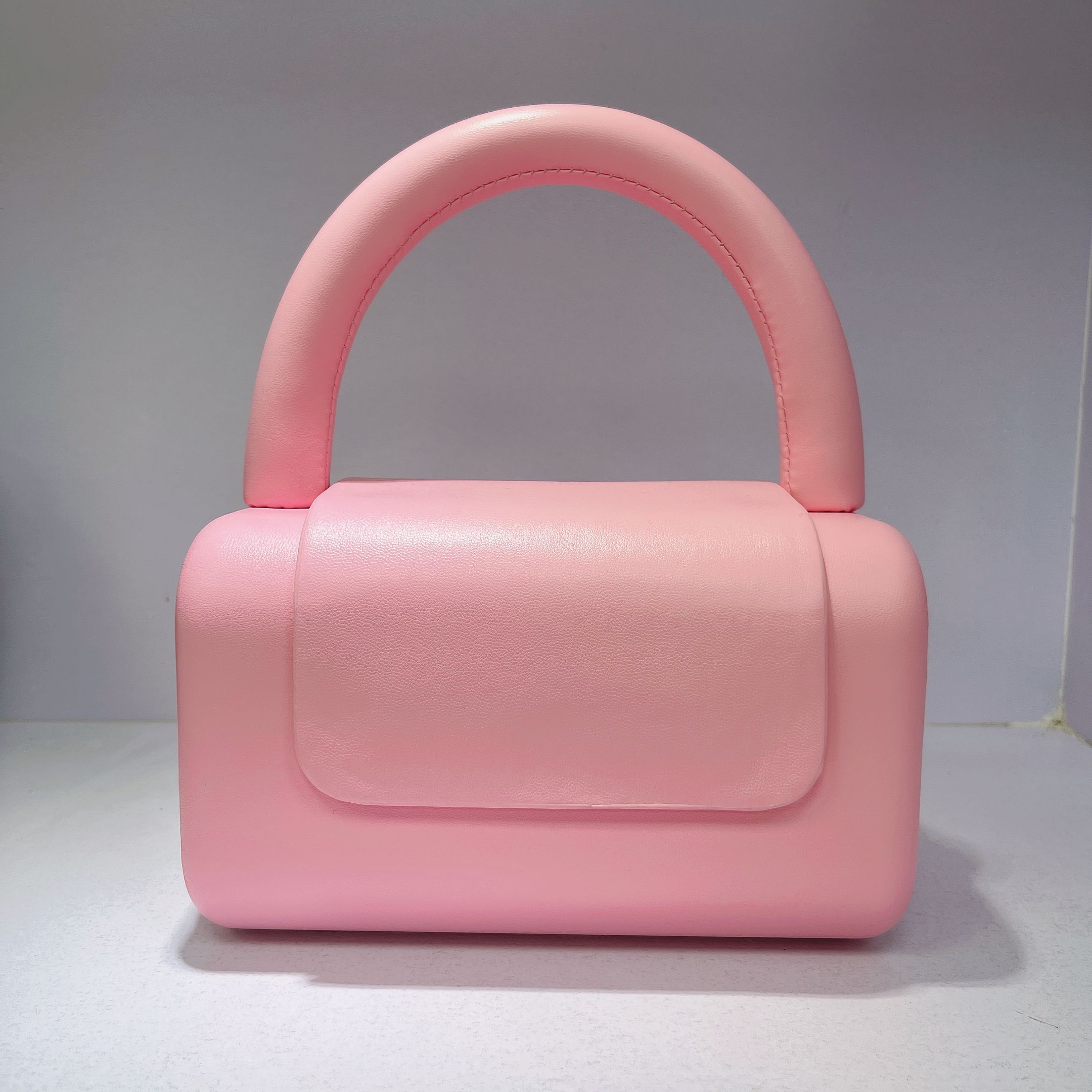 Pink & Large & Gift Box2021 new pattern Gu liangjiji toto Tao Tao package Minority Design Mini handbag One shoulder Messenger Small bag female
