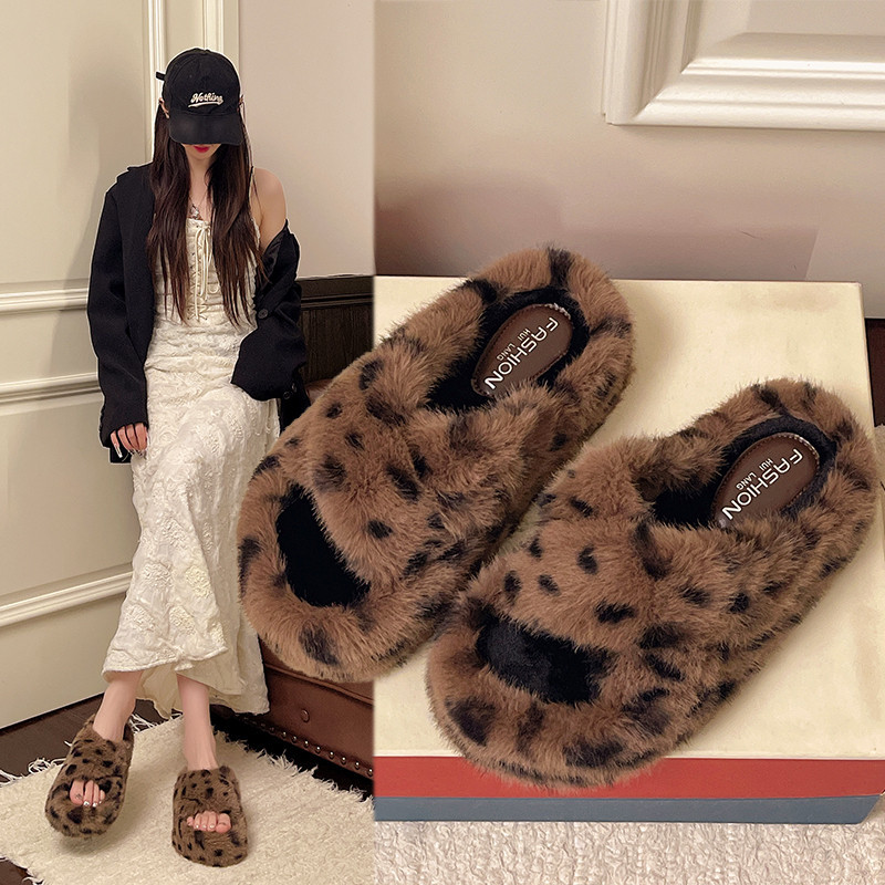 Japanese Stelu Cross Leopard Print Thick-Soled Furry Slippers for Women 2026 Autumn and Winter New Fashion Casual Trendy Cotton Slippers Japanese Stelu Cross Leopard Print Thick-Soled Furry Slippers for Women 2026 Autumn and Winter New Fashion Casual Trendy Cotton Slippers