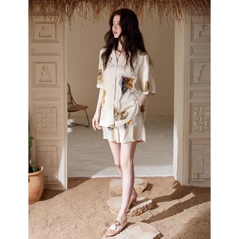 Victoria Pajamas for Women Spring and Summer Short-Sleeved Shorts Silk Satin Casual Light Luxury Home Wear Set