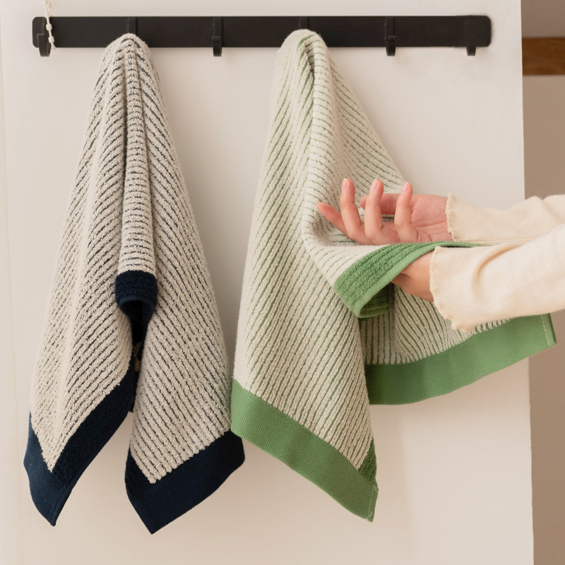 Japanese Quality Snow White Towel, Pure Cotton, Household Absorbent, Simple Design, All-Cotton Face Towel for Women, Men's Face Wash Towel, Couple's Soft Towel
