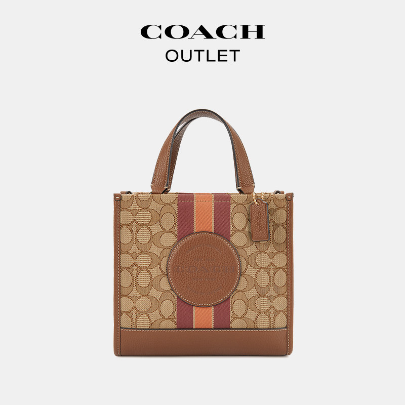 [New Year's Gift] COACH Outlet Women's Coach Patchwork Dempsey No. 22 Tote Bag