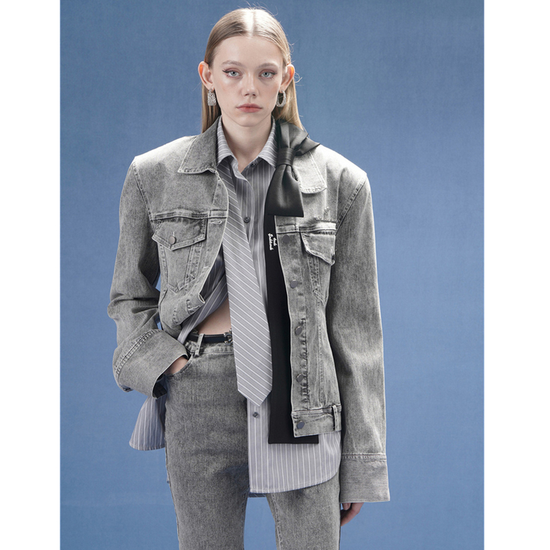 【Discount】4Mile Designer Brand Striped Metal Logo Denim Jacket and Metal Logo Denim Flared Pants 【Discount】4Mile Designer Brand Striped Metal Logo Denim Jacket and Metal Logo Denim Flared Pants