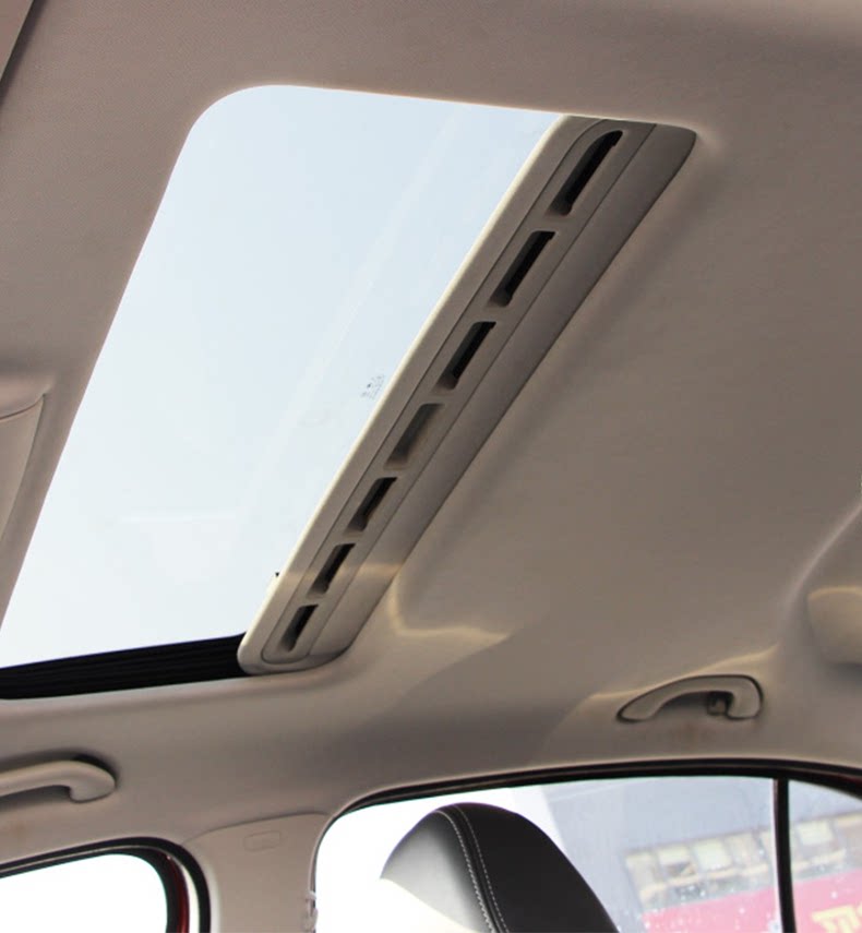 Suitable for Bora, Lavida, New Passat, Sagitar, Superb, and Touran Sunroof Sunshade Cover Handle Plastic Strip
