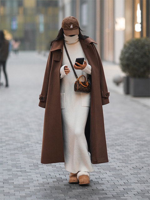 High-end black goddess-like turtleneck sweater knitted dress for women in autumn and winter thickened bottoming western style long skirt