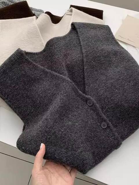 Soft and waxy high-end v-neck sweater cardigan vest for women autumn and winter layered sweater sleeveless outer top