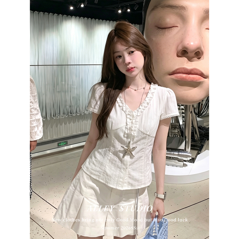 French Resort Style White V Neck Short-Sleeved Shirt for Women, Summer Ruffled Waist-Cinching Shirt, Atmospheric Pure Cotton Top French Resort Style White V Neck Short-Sleeved Shirt for Women, Summer Ruffled Waist-Cinching Shirt, Atmospheric Pure Cotton Top