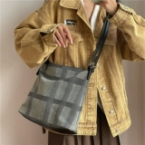 Вместительная и большая сумка через плечо, шоппер, сумка на одно плечо, коллекция 2023