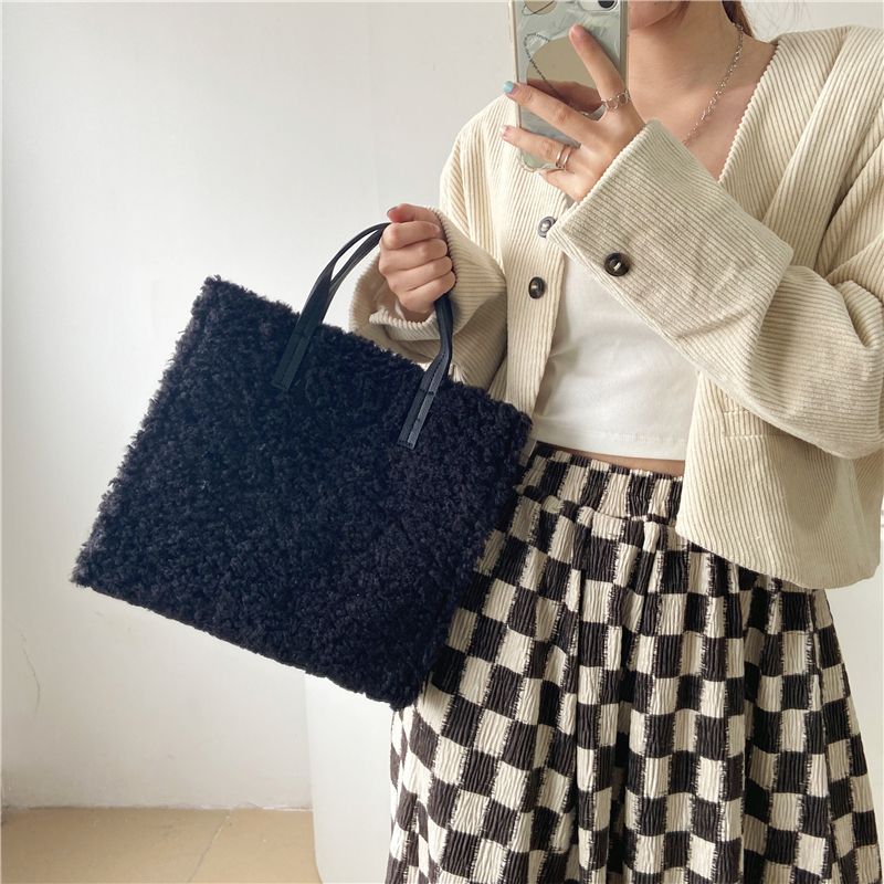 Tasche, Handtasche, Tasche, dreidimensionaler Plüsch und trendiges Instagram, Little Fang Damen 2024 Neue Lammhaar-Einzelschulter_voghion.com