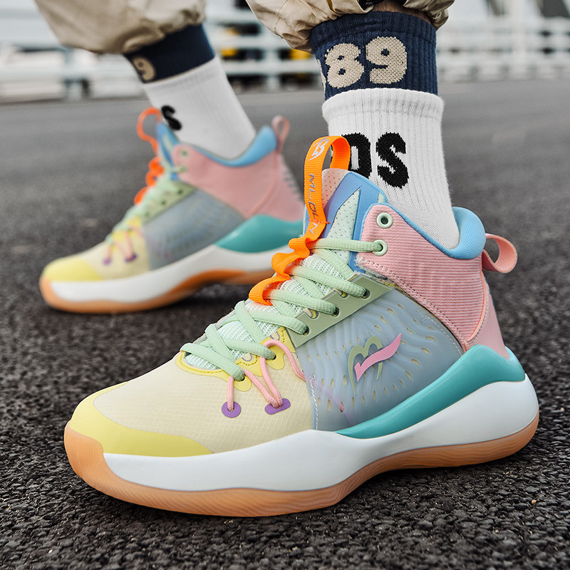 2021 Teenagers Sneakers Man's Boots Handsome Basketball Men's Shoes New Breathable Students Shock Absorbing Sneakers High Cylinder Shoes