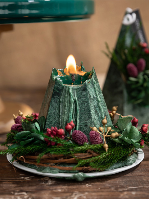 Christmas Tree Scented Candle Creative Ornaments Decoration for Boys and Girls Christmas Eve and Christmas Exchange Small Gift Box