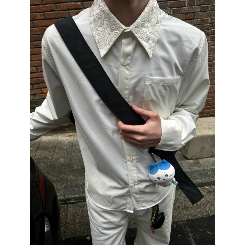 Niche Design Eternal Flower Embossed Needlework Floral Collar Shirt for Men, Relaxed, Elegant, Casual Long-Sleeved White Shirt