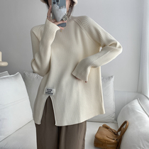 Autumn and winter Korean style loose half turtleneck maternity sweater with slit label and thickened bottoming maternity sweater