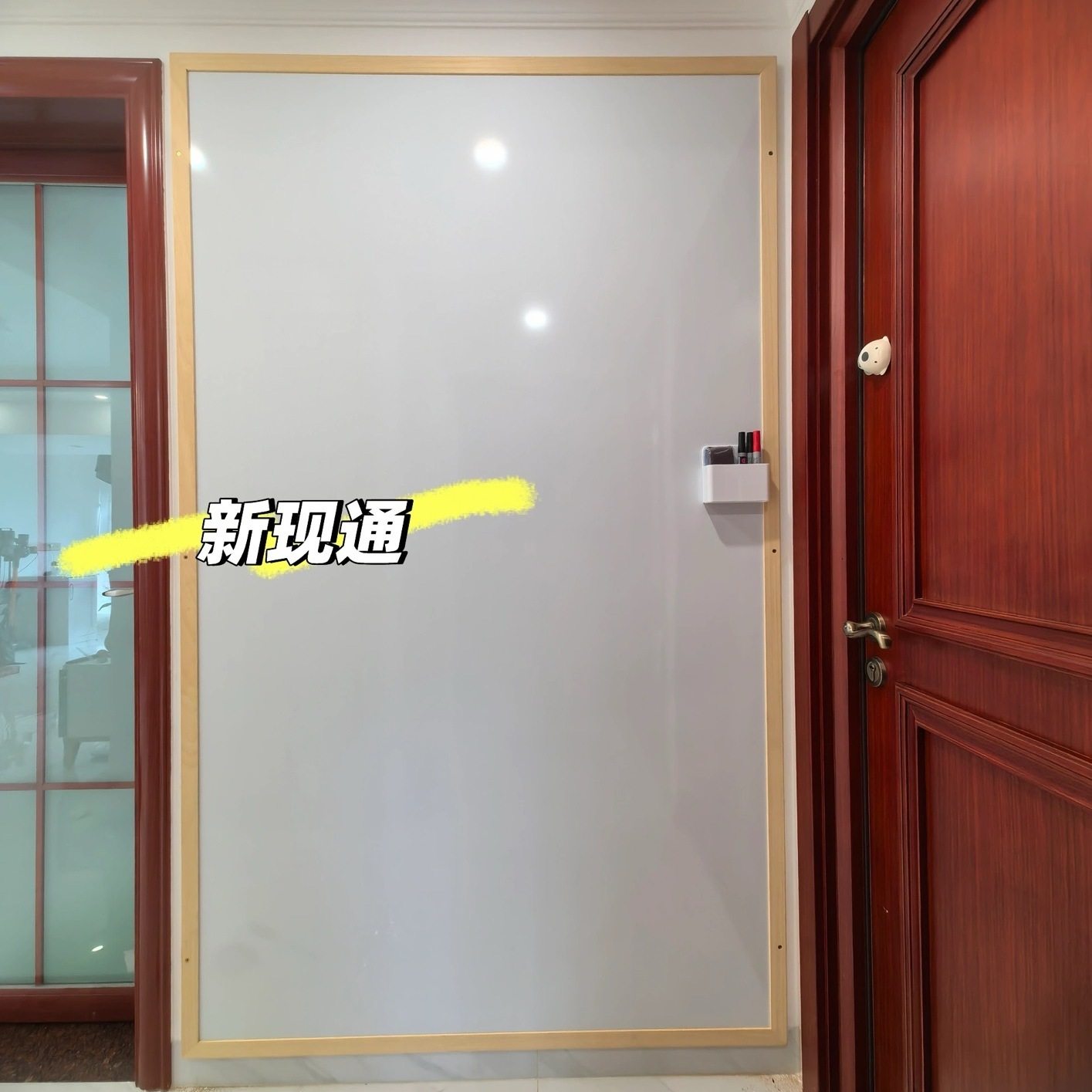 实木边框进口珐琅板磁吸儿童书写涂鸦白板黑板挂式软木创意照片墙，打造梦幻儿童房！-珐琅板-淘宝好物网, image size:1415x1415