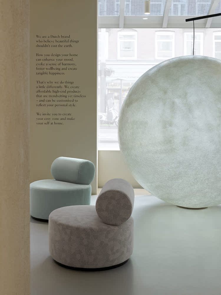 Designer minimalist light luxury style rotating single creative reception area freehand space velvet small apartment sofa