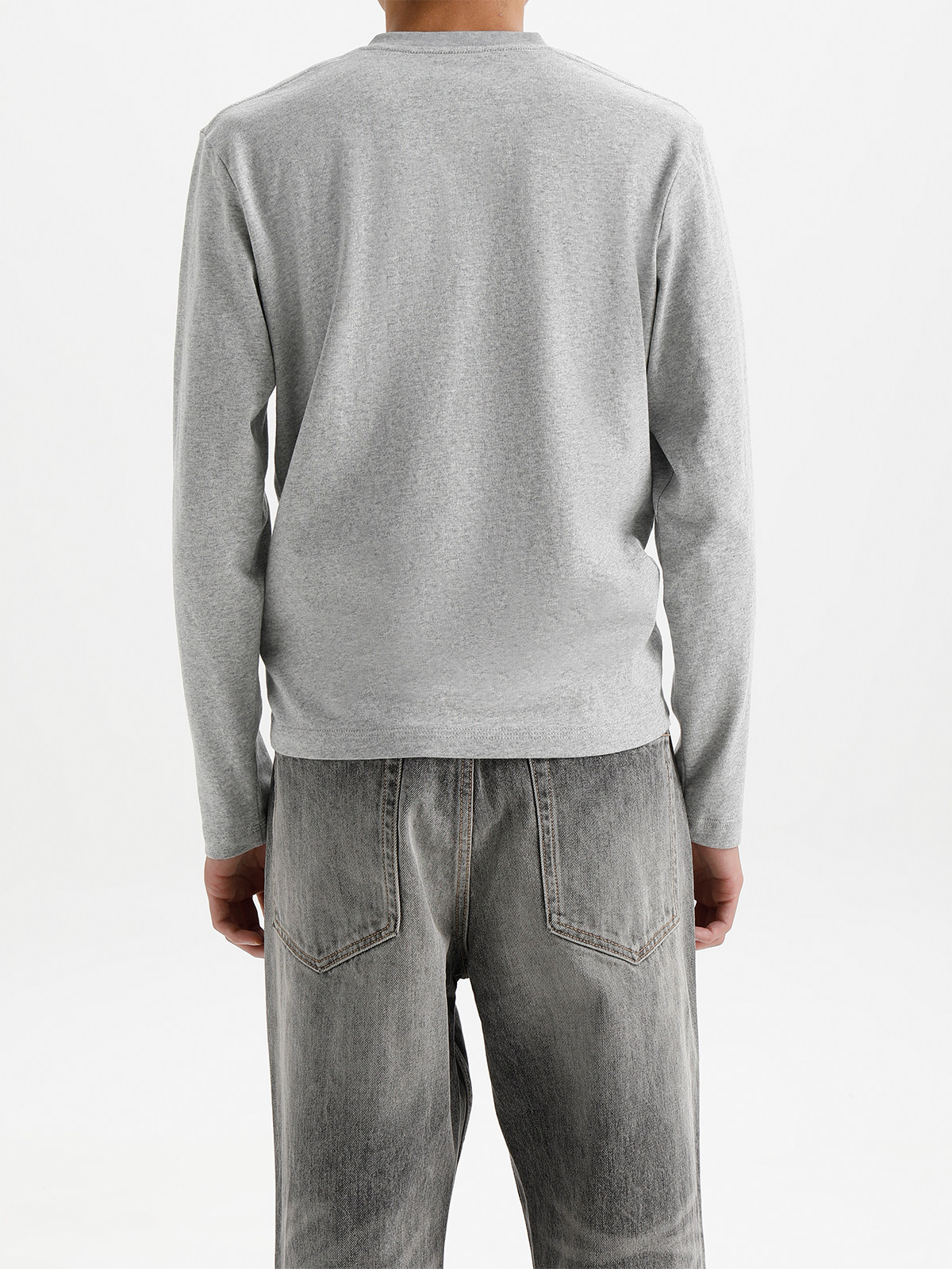 PLUS NO LOGO Linen-Feel V-Neck Slim-Fit Long Sleeve Tee