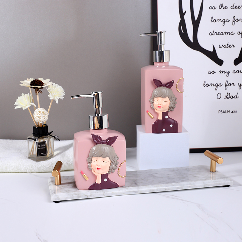 High-end light luxury ornaments hand sanitizer bottle decoration large-capacity Nordic high-end shampoo shower gel sub-bottling