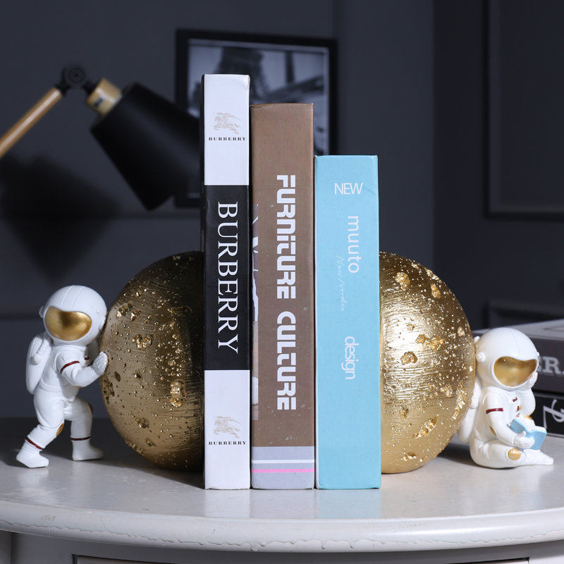 Creative astronaut book stand light luxury book clip to store student bookend children's desk desktop bookstop clapboard ornaments