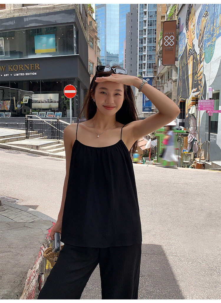 Топы/майки pusumede 黑色吊带背心女夏外穿宽松露背小衫设计感小众无袖上衣