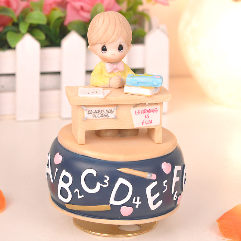 Teachers' Day gifts upscale graduation to send female teachers Advanced senses Practical surprise Walden Kindergarten 2021 new