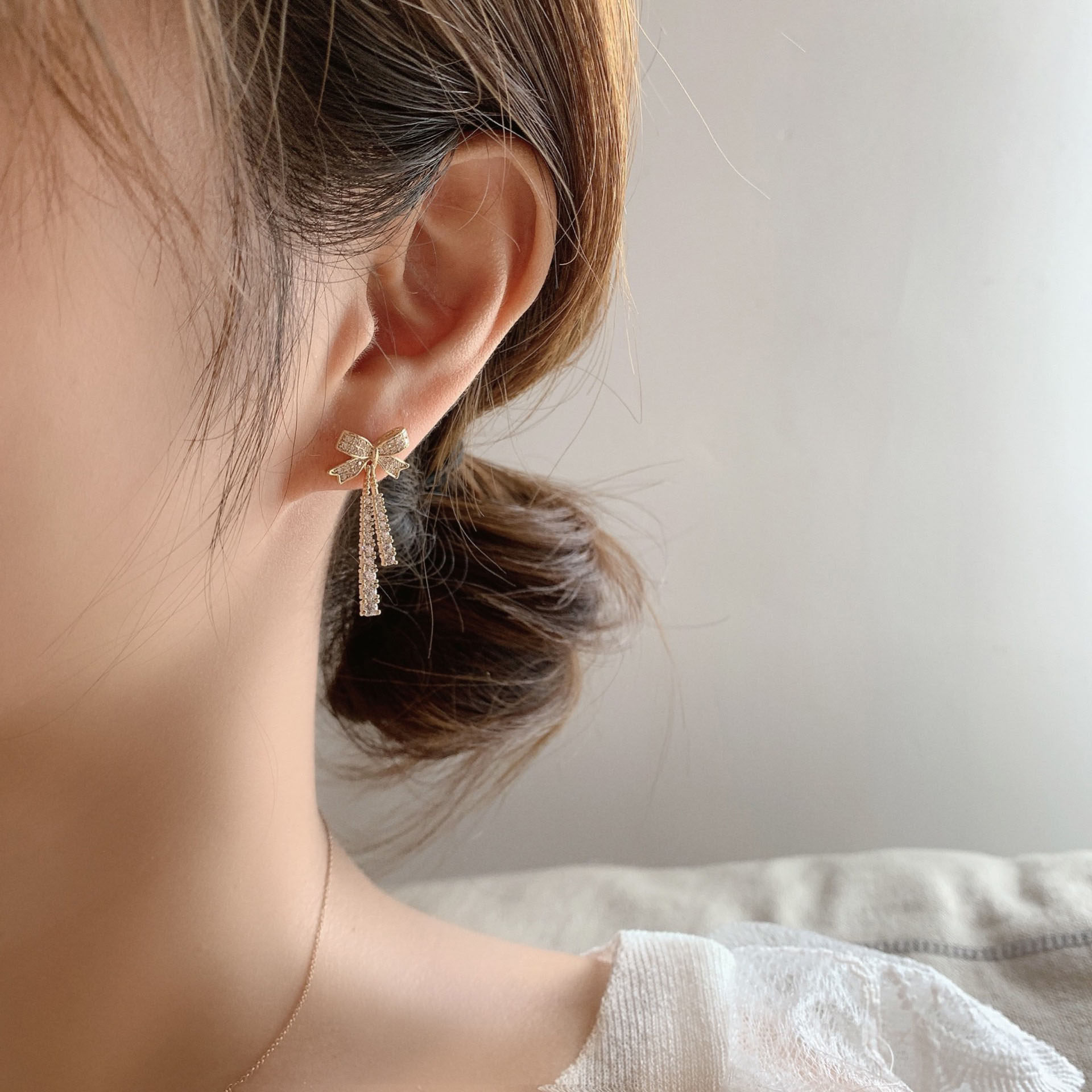 The pure silver butterfly butterfly tip ear nails of the high - level sensation of the earrings in 2022