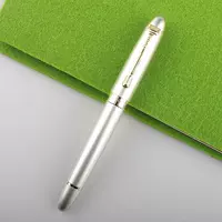 Перьевая ручка (перо M 0,7 мм), цвет шампань, серебро