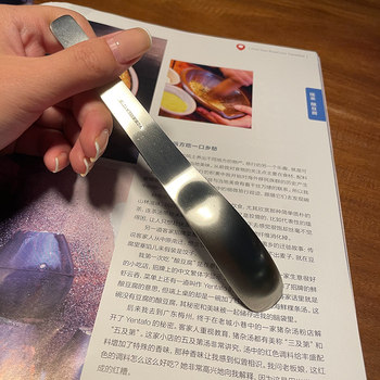 The boss lady keeps her own beautiful 316 stainless steel
