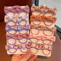 Сиреневый модный комплект ручной работы