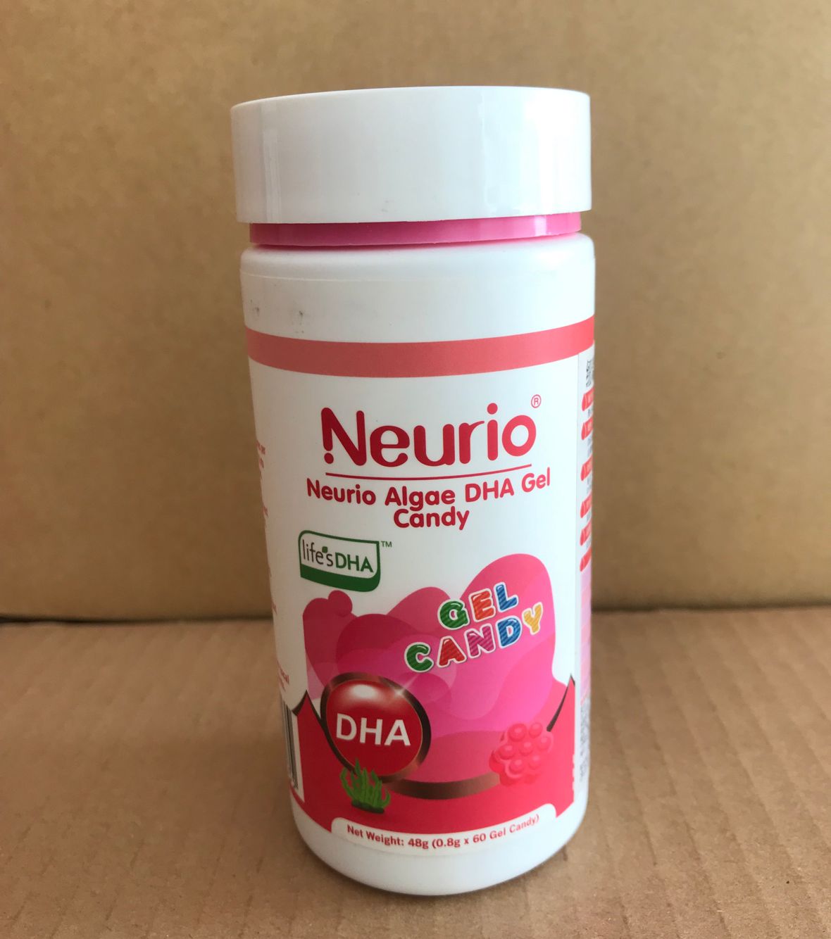 Expiring in January next year, special offer, DHA Australia, imported children and pregnant women, DHA algae oil gel candy 60 capsules