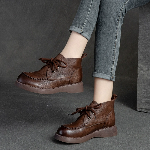 Демисезонные комфортные универсальные высокие короткие сапоги для матери для отдыха для кожаной обуви, из натуральной кожи, для среднего возраста, мягкая подошва