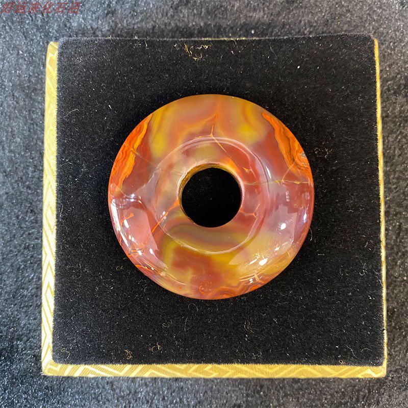 Liao Xi Chaoyang North Ticket Warfare Country Red and Ping An Pendant Boutique Item Pendant natural Manau Allegory Ornament